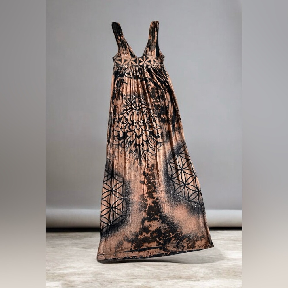 Boho Tye-Die Maternity Maxi Dress with flower of life - Picture 2 of 2